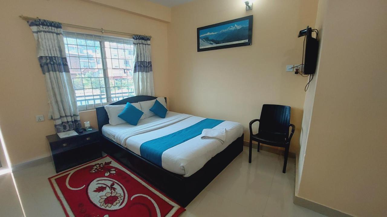 Golden Lake Pokhara Zewnętrze zdjęcie
