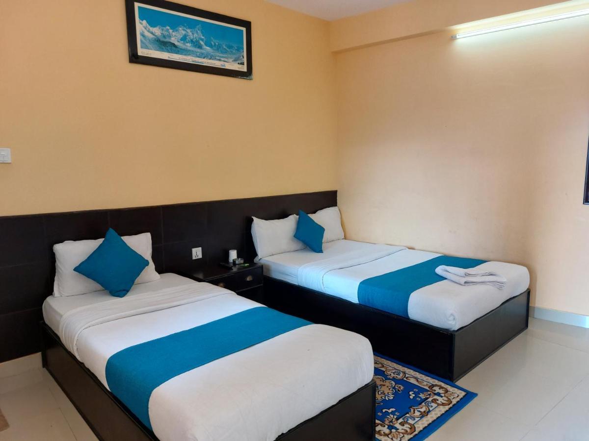 Golden Lake Pokhara Zewnętrze zdjęcie